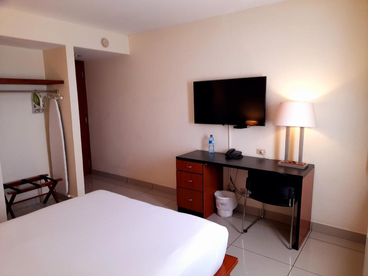 Comfort Inn Real San Miguel Extérieur photo