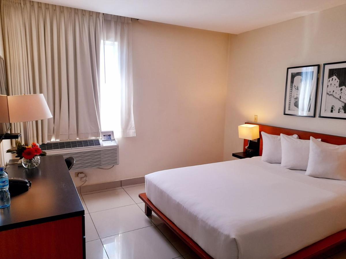 Comfort Inn Real San Miguel Extérieur photo