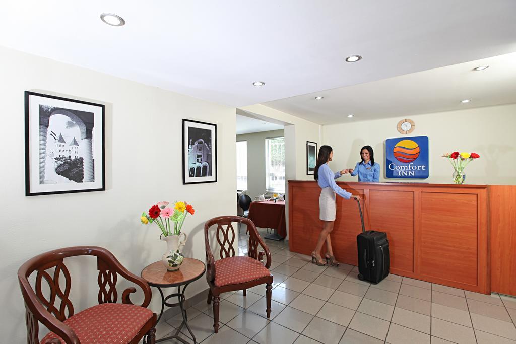 Comfort Inn Real San Miguel Extérieur photo